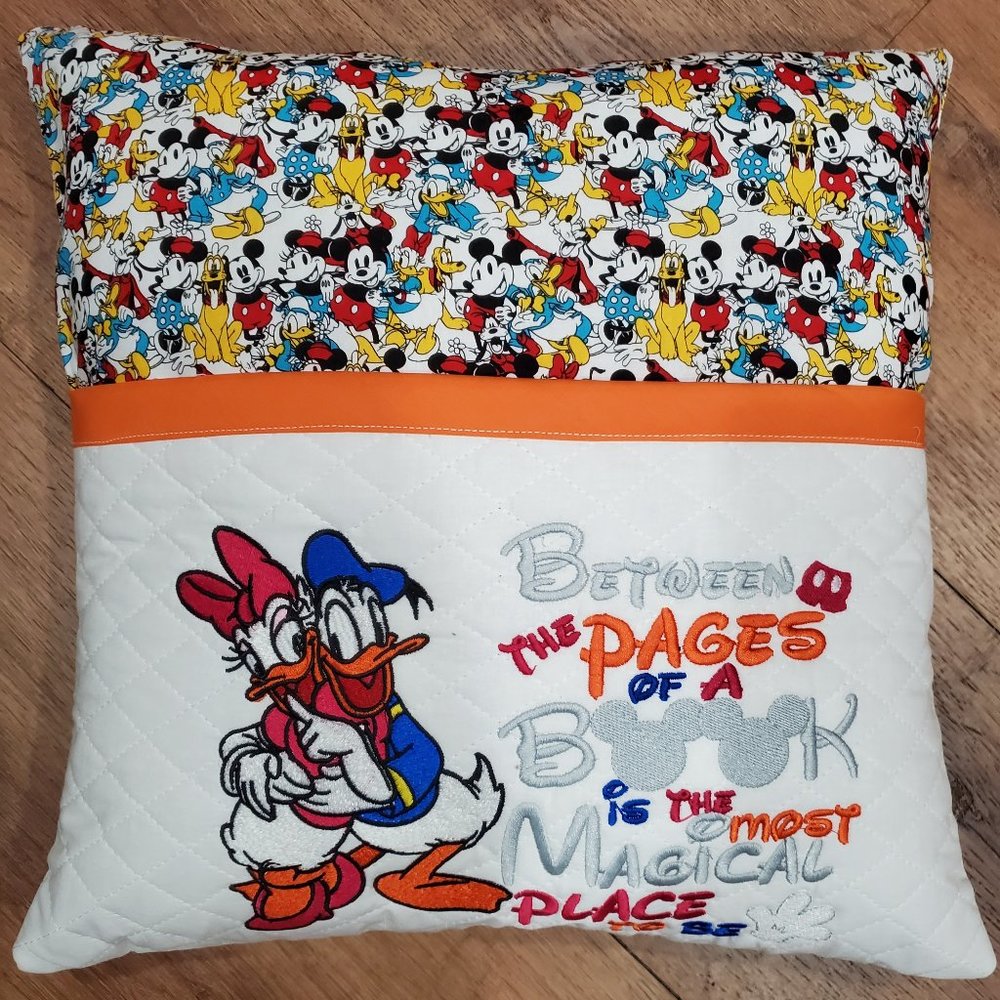 Donald & Daisy Duck Reading Book Pocket Pillow 16"x16"